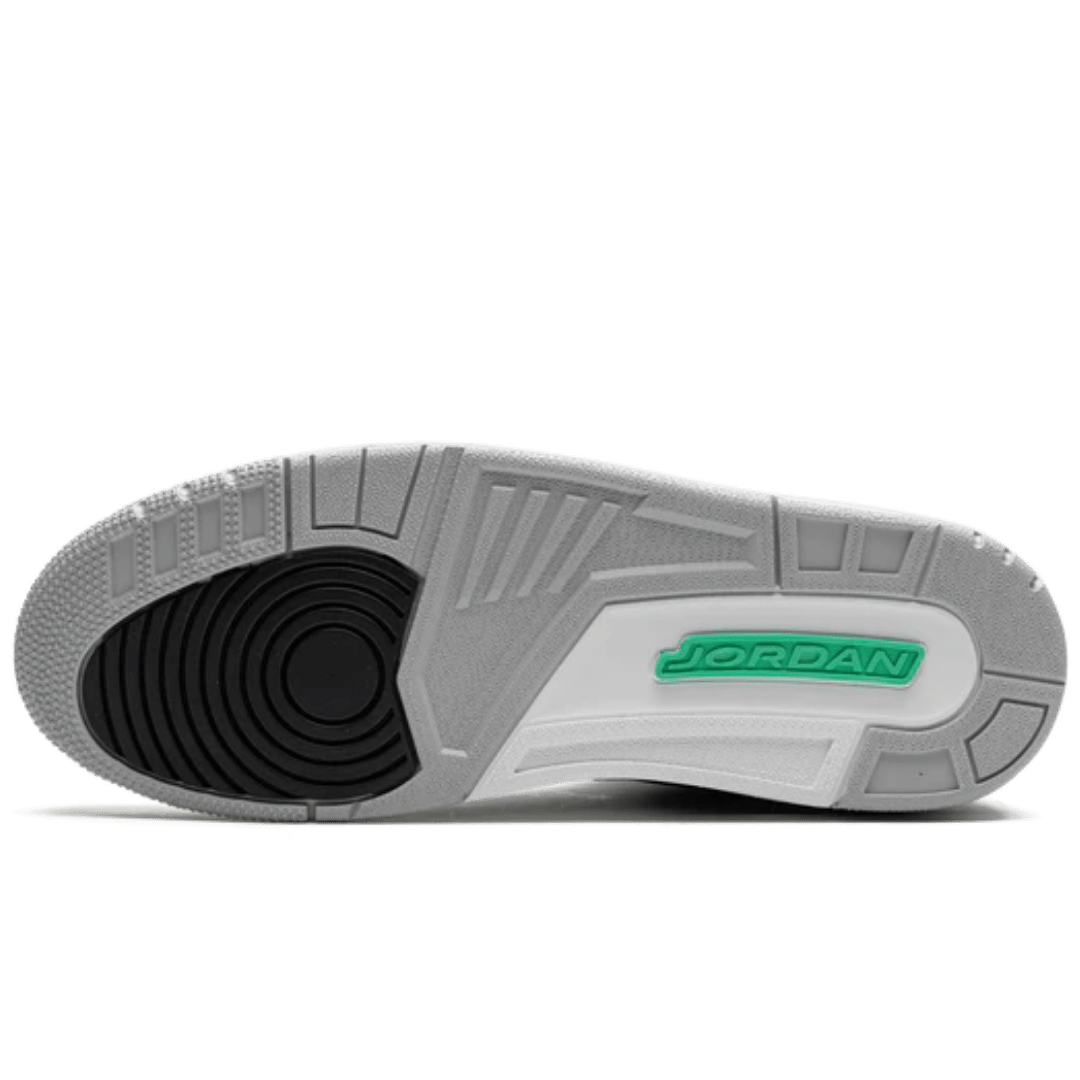 Air Jordan 3 Retro "Green Glow"