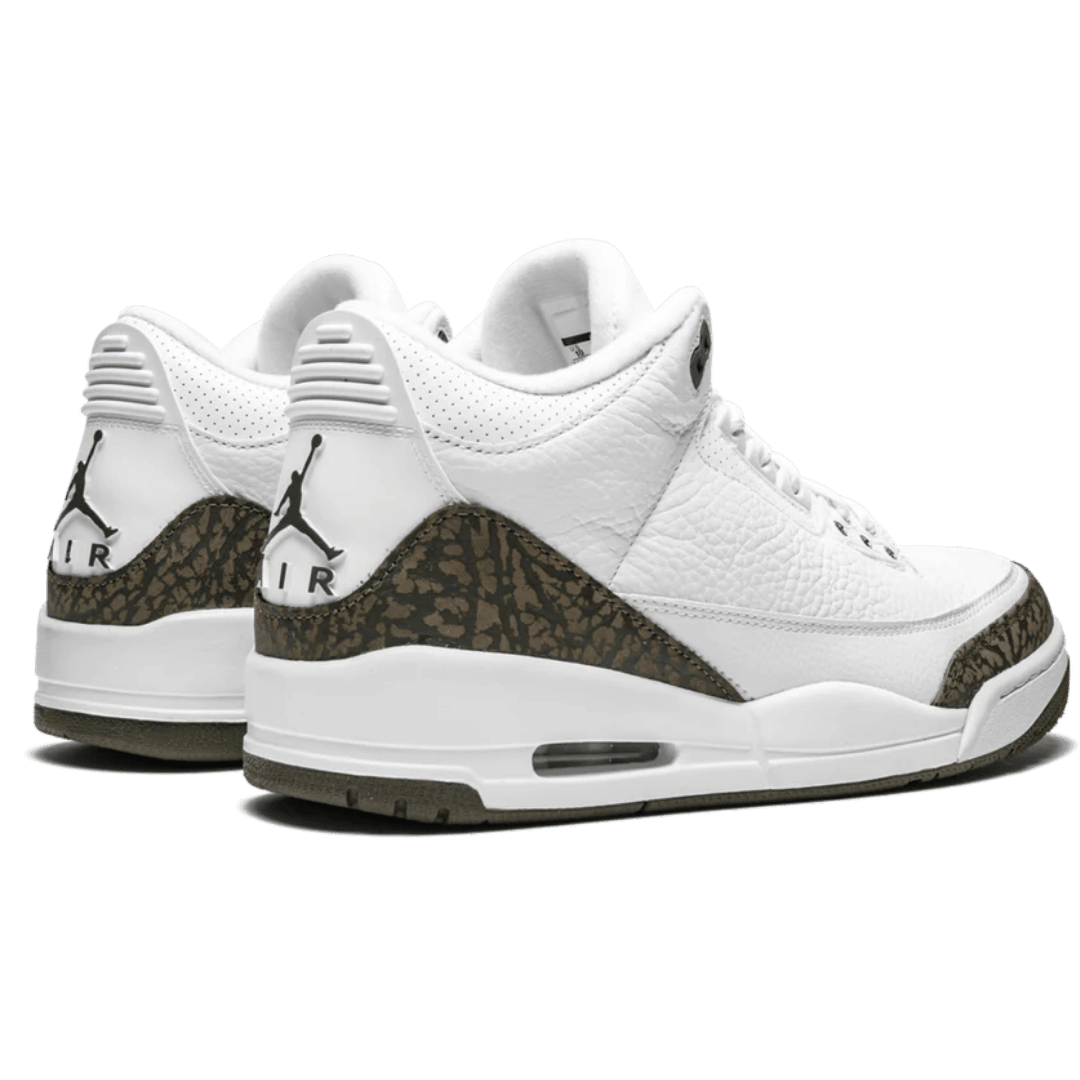 Air Jordan 3 Retro "Mocha"