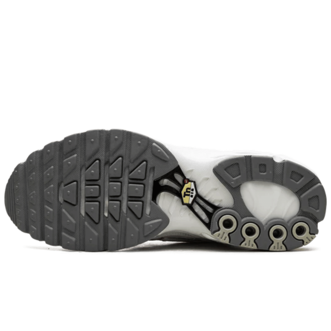 Air Max Plus "Triple White"