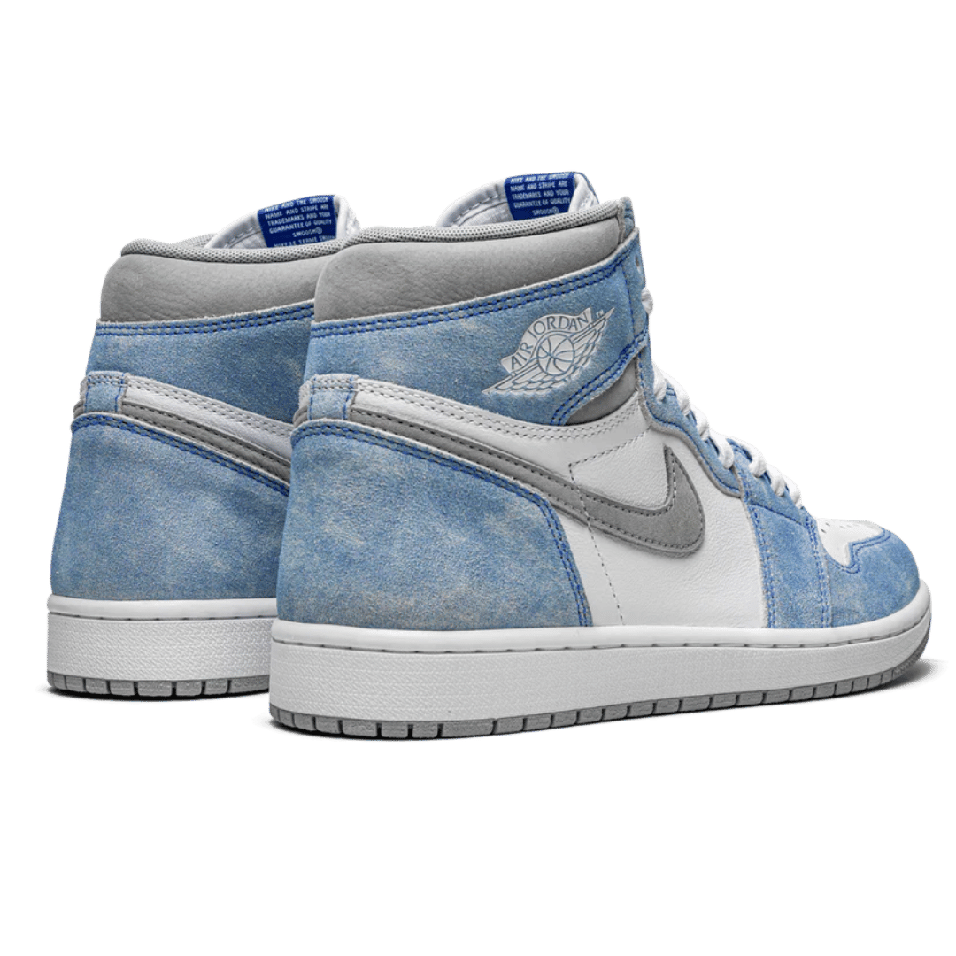 Air Jordan 1 Retro High OG "Hyper Royal"