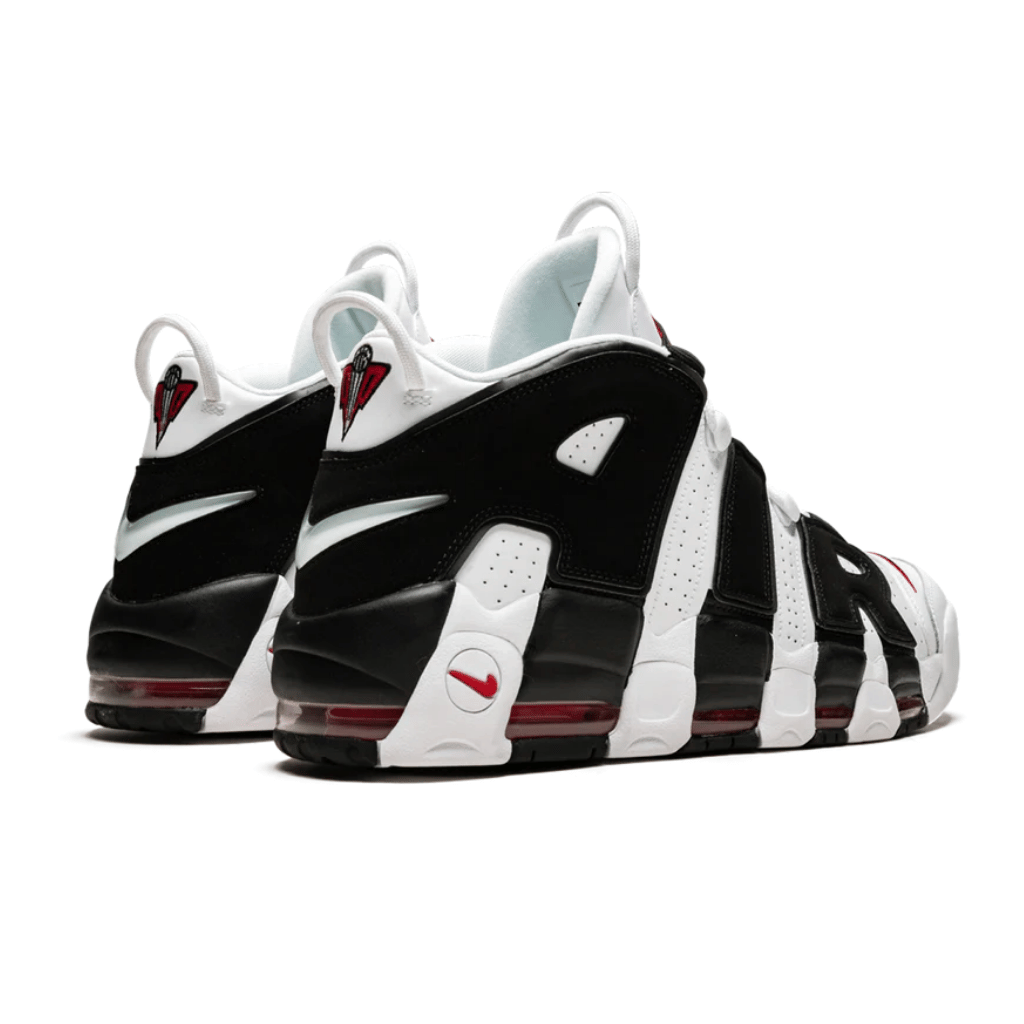 Air More Uptempo "Bulls"