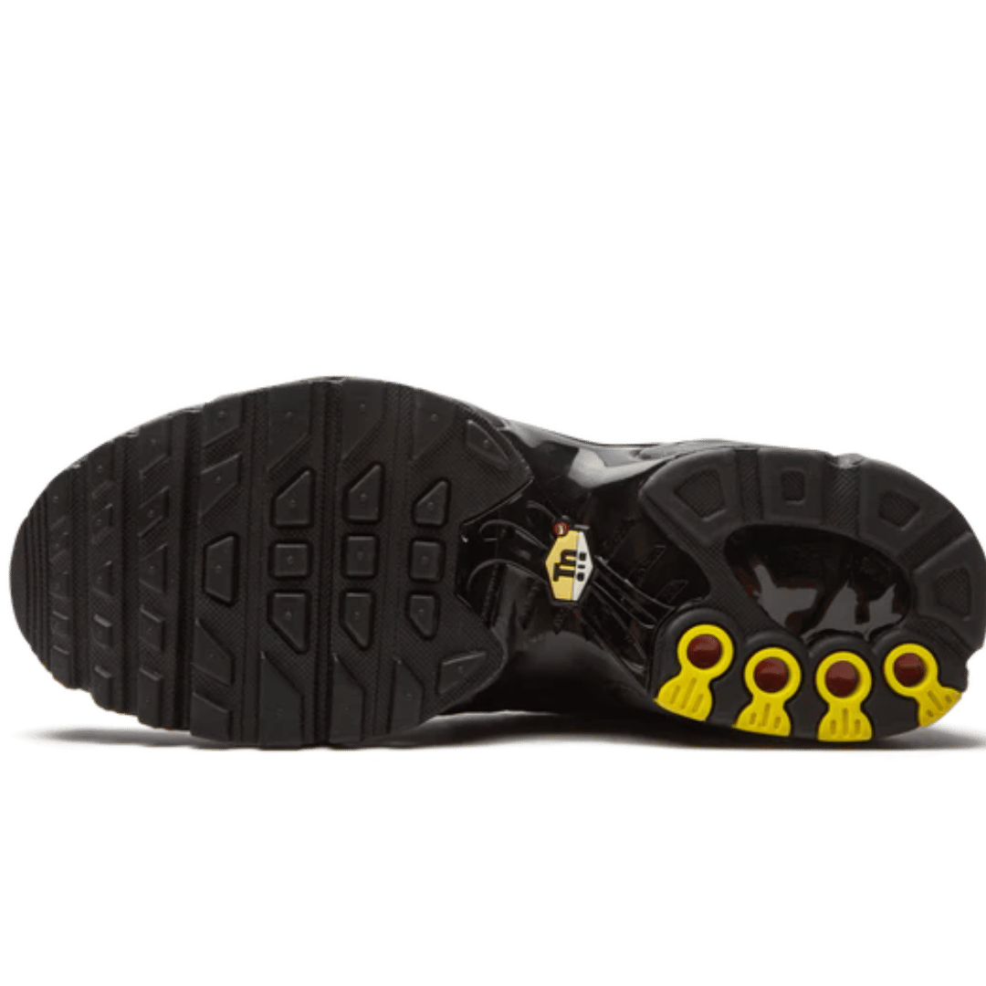 Air Max Plus GS "Triple Black"