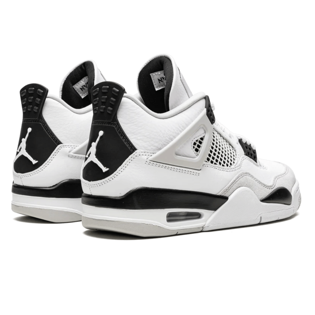 Air Jordan 4 Retro "Military Black"