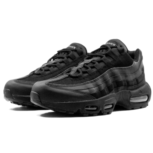 Air Max 95 Essential "Triple Black"
