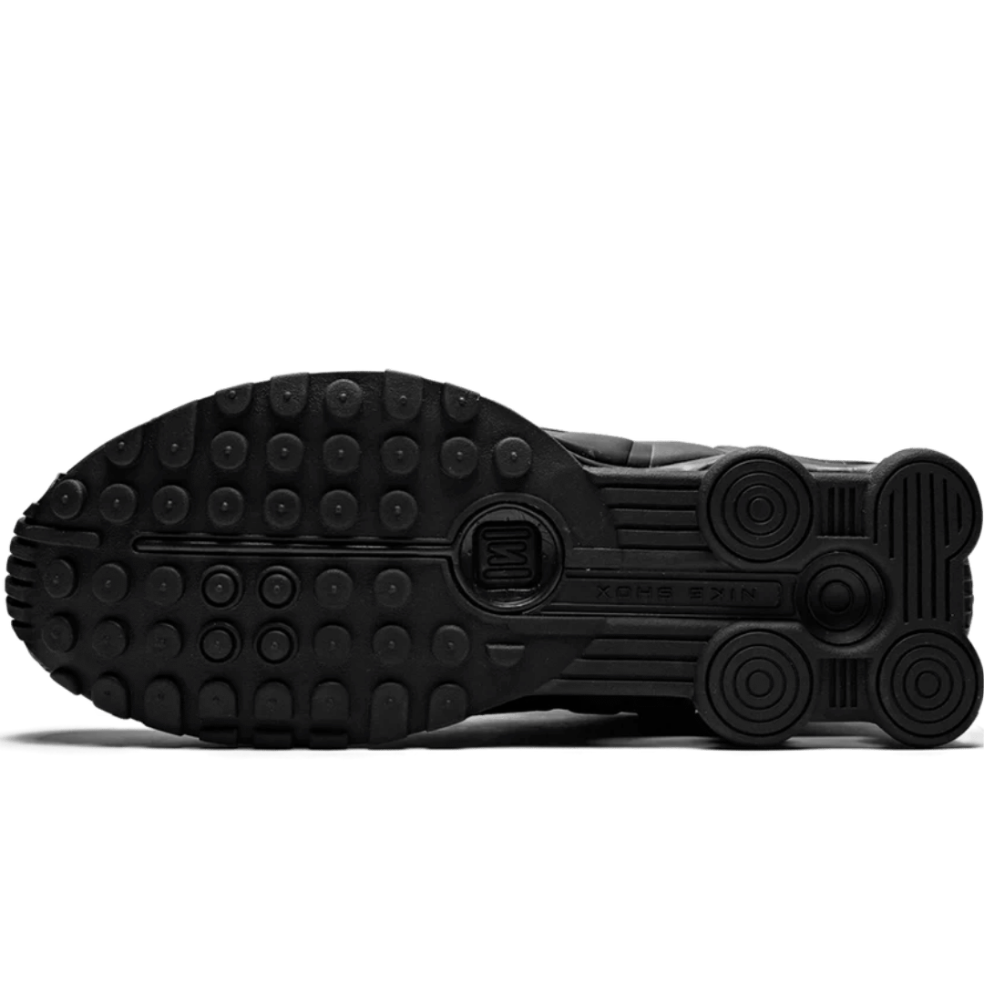 Shox R4 "Triple Black"
