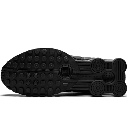 Shox R4 "Triple Black"