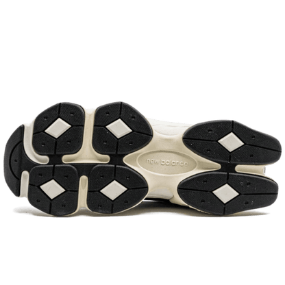 New Balance 9060 "Black / White"