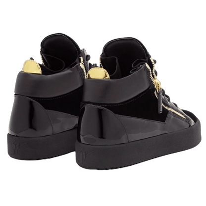 Giuseppe Zanotti Kriss